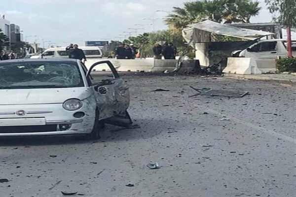 انفجار انتحاری در نزدیکی سفارت آمریکا در تونس انفجار انتحاری در نزدیکی سفارت آمریکا در تونس