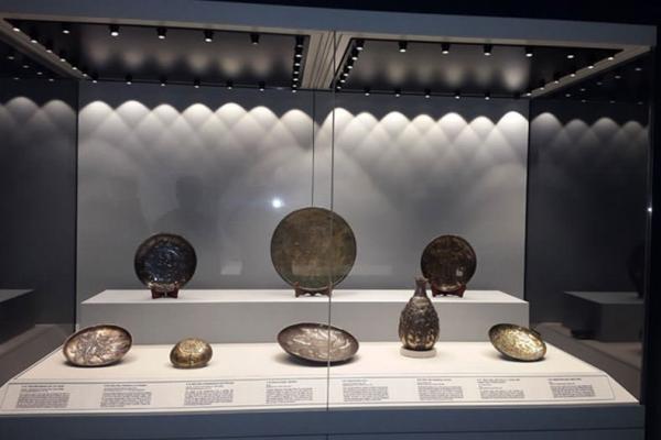 تور هند: آثار موزه ملی ایران از نمایشگاه هند بازگشت